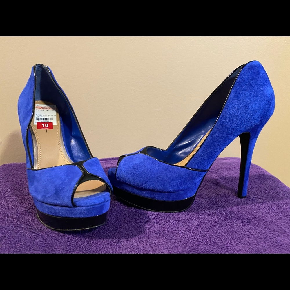 Blue Suede Jessica Simpson Pumps with Black Trim